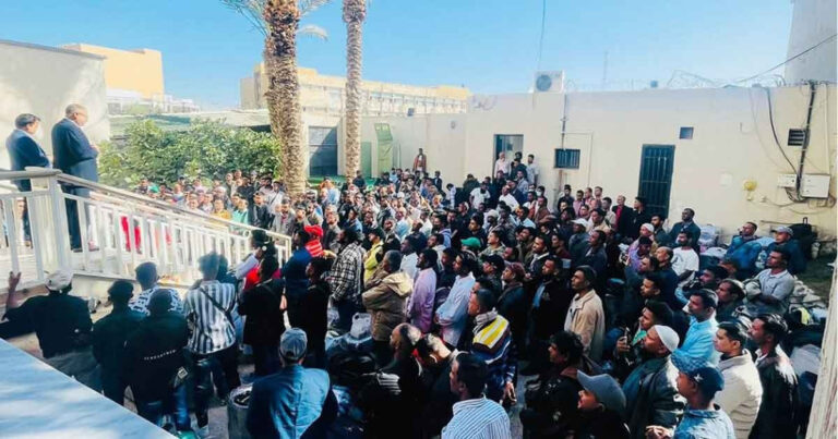 309 Bangladeshis fly home from Libya