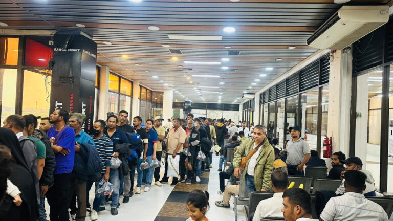 309 Bangladeshis return home from Libya