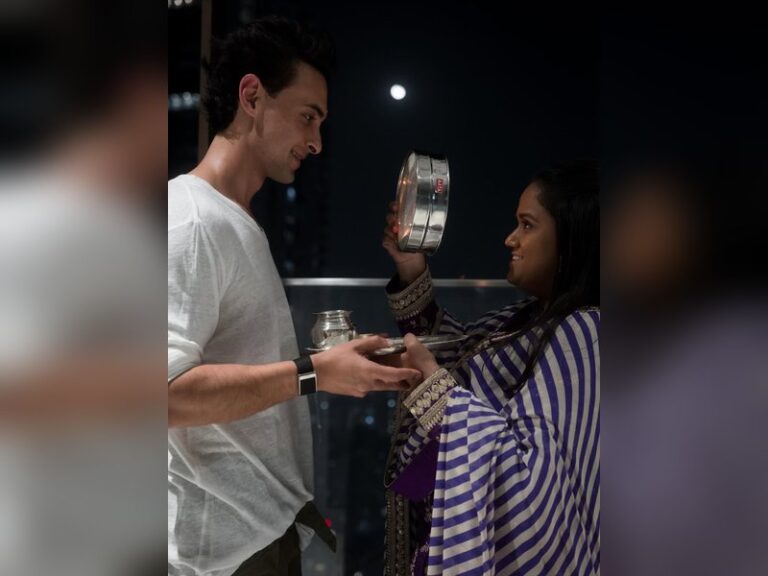Aayush Arpita Khan Sharma dazzle at Karva Chauth fest