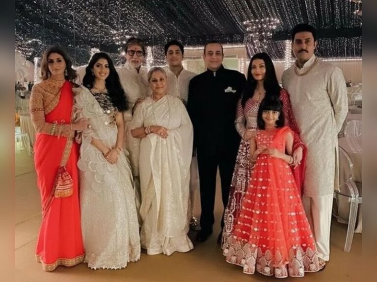 Amitabh Bachchan shares Diwali pic amid family rumours
