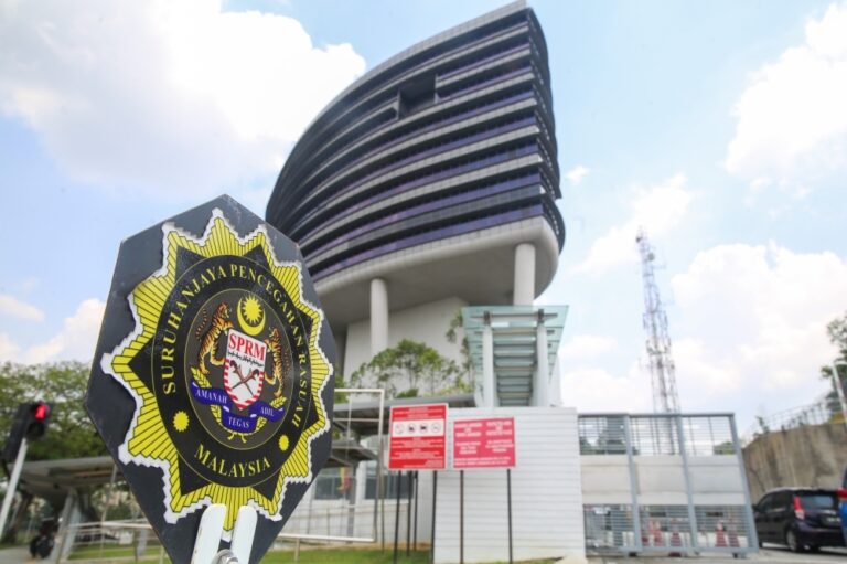 Bank officers face corruption charges over loan approval scandal