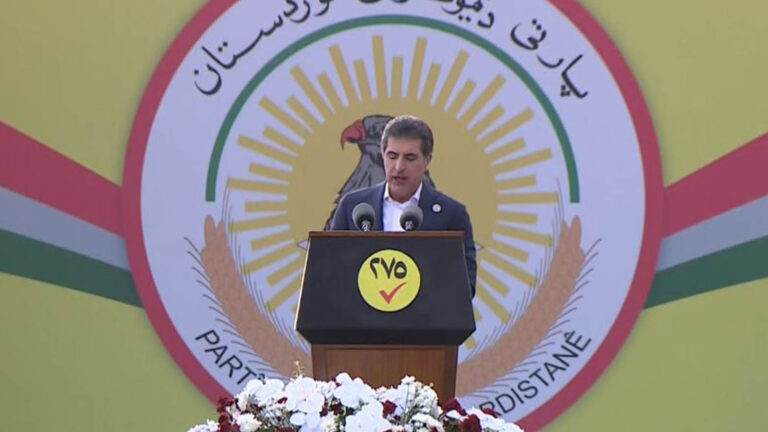 Barzani urges KDP support at Duhok rally ahead of elections