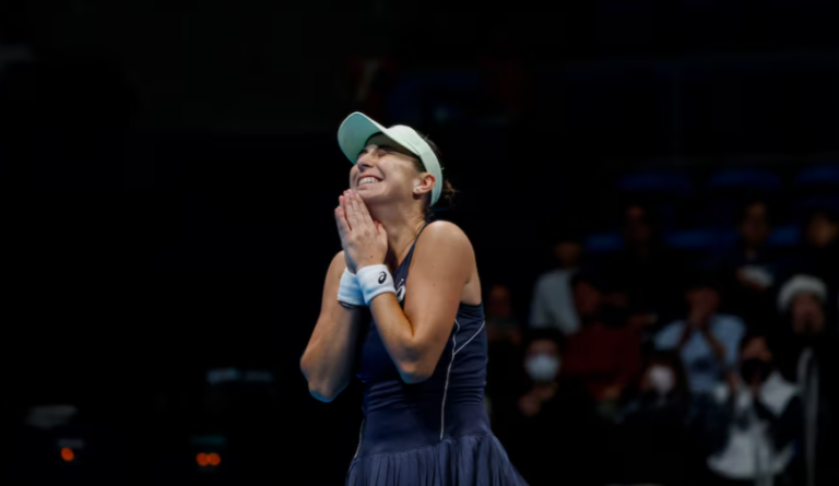 Bencic beats Noskova to win Pan Pacific Open title