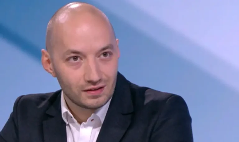 Borisov triggers government crisis, three options ahead, Ganev predicts