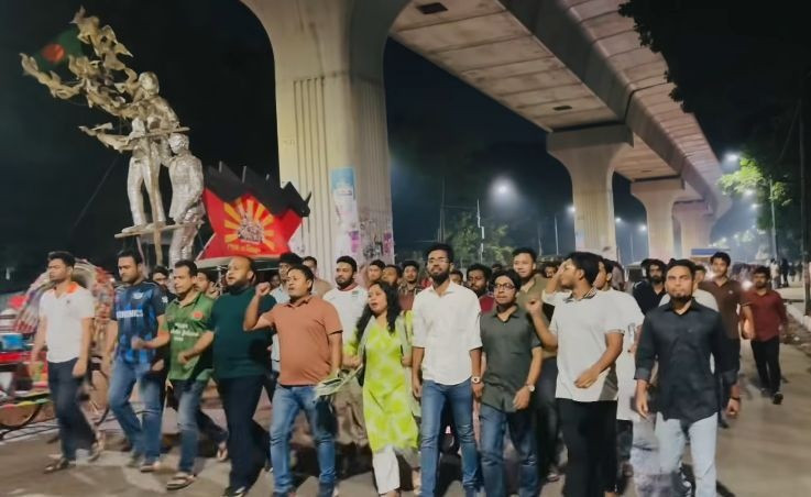 Chhatra Dal protests CUCSU election irregularities at Shahbagh