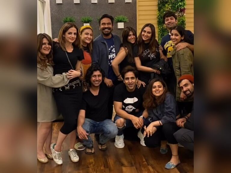 Ekta Kapoor showers birthday love on Sussanne Khan
