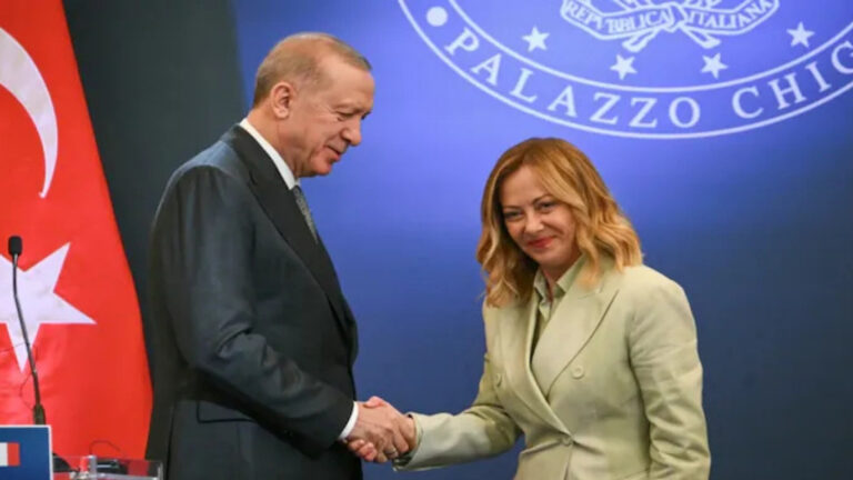 Erdogan tells Meloni hell make her quit smoking at Gaza summit
