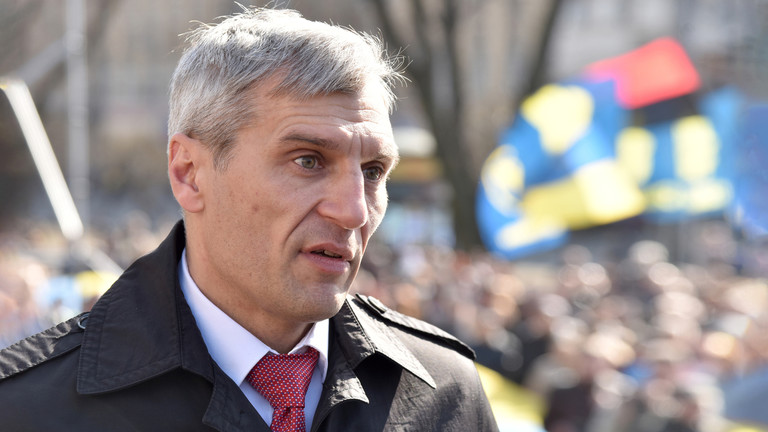 Far right leader calls for crackdown on Russian speakers in Ukraine