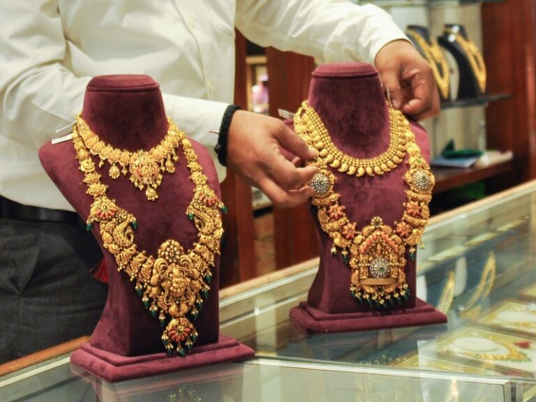 Gold hits record high amid US China tensions and rate cut expectations