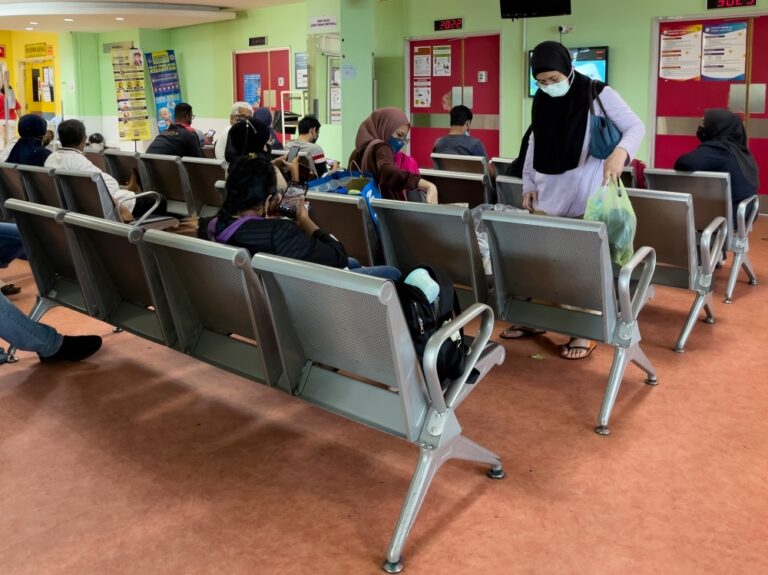 Government keeps GP consultation fee at RM10 despite MMAs backlash