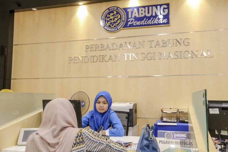 Government to convert PTPTN loans to scholarships for poor students