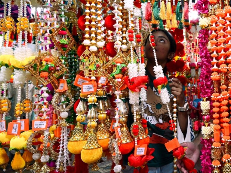 Hindus celebrate Deepavali, marking light’s triumph over darkness