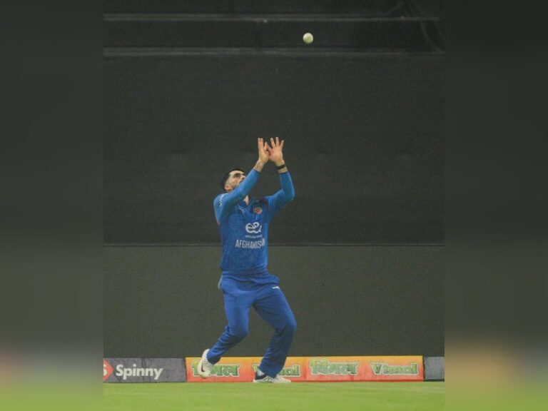 Ibrahim Zadran fined for equipment abuse in ODI