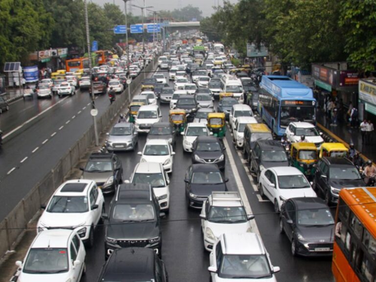 India’s SUV craze explodes as hybrid cars soar