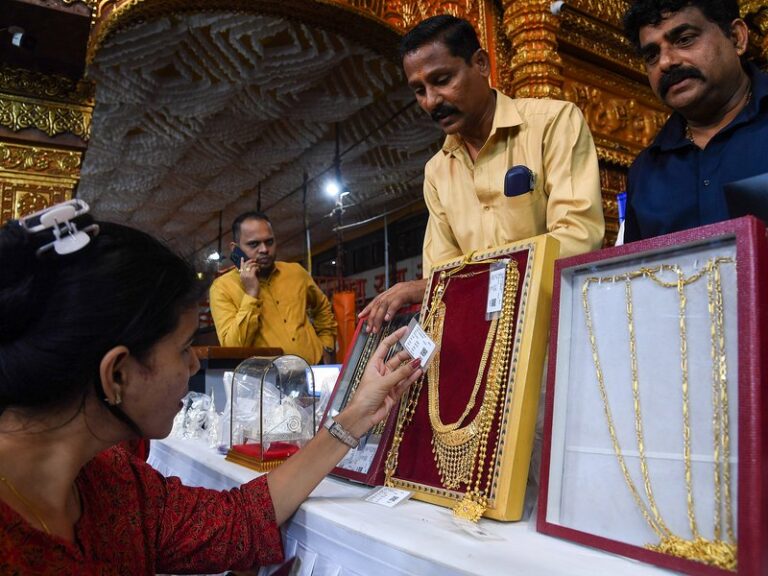 India’s gold reserves exceed $100 billion for the first time