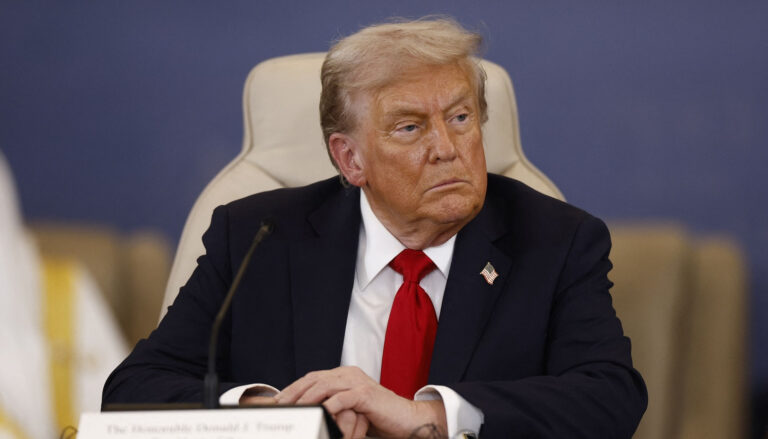 Iran slams Trumps peace call amid US strikes on nuclear sites