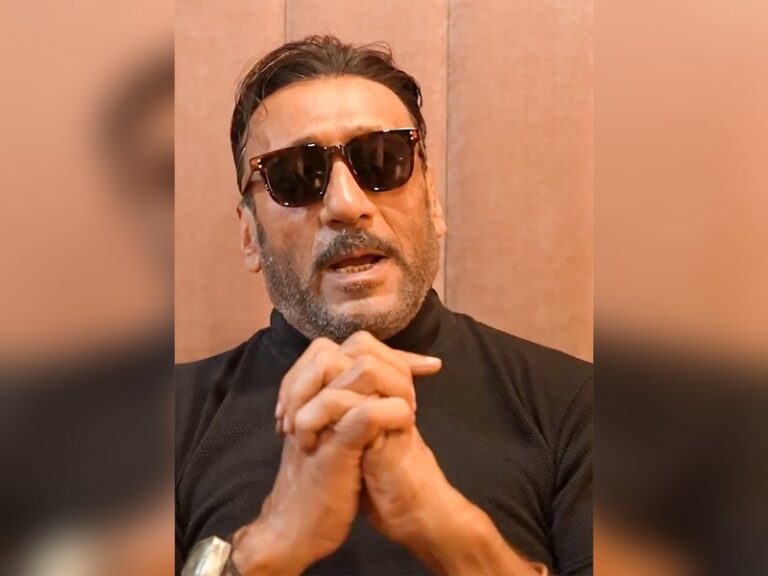 Jackie Shroff marks 11 years of Happy New Year