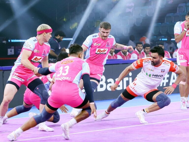 Jaipur Pink Panthers dominate UP Yoddhas in PKL final