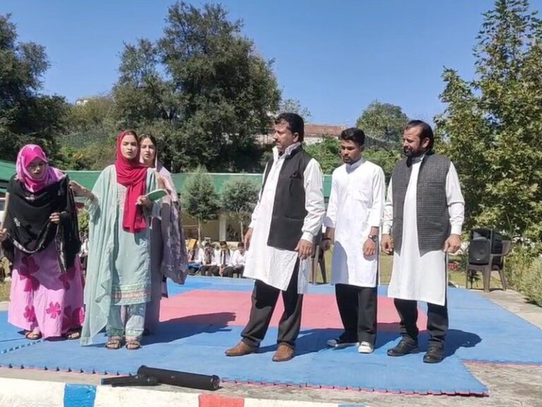 Jammu and Kashmirs Mendhar hosts PM Surya Ghar solar initiative event