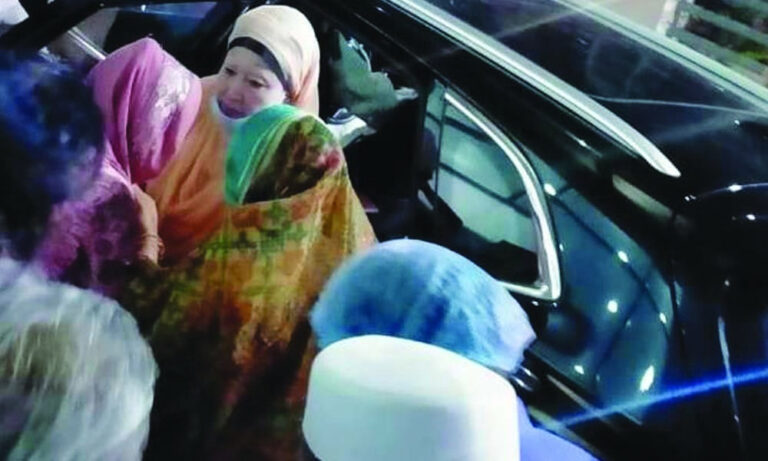 Khaleda Zia admitted to Evercare Hospital for routine check up