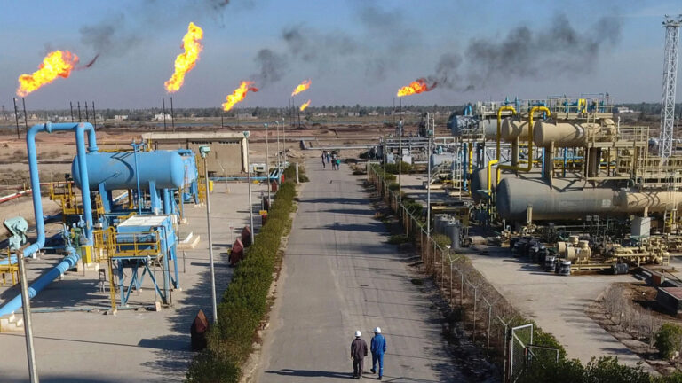 Kurdistan oil flows, Baghdad withholds IOC dues