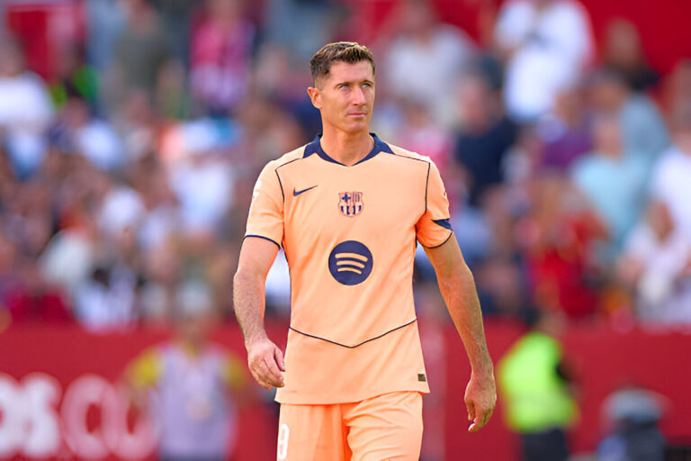 Lewandowski ruled out of Clasico with hamstring injury