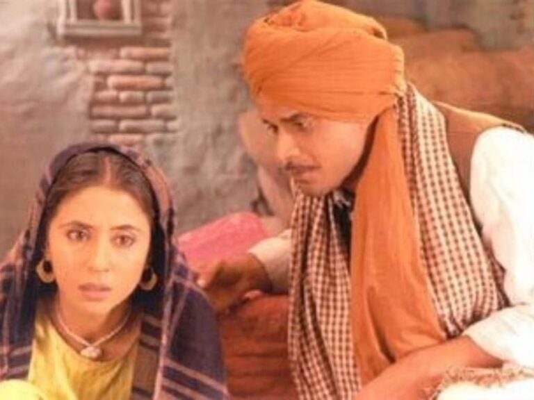 Manoj Bajpayee celebrates 22 years of ‘Pinjar’ and its National Awards win
