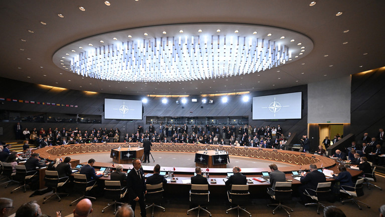 NATO defense chiefs push for new rules to shoot down Russian jets