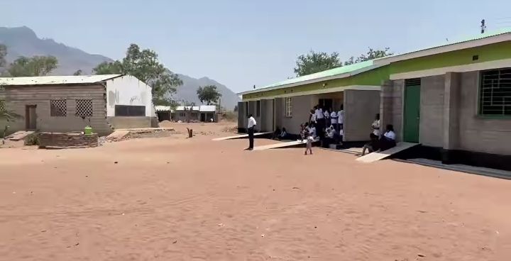 Namadingo builds school for Wataka children