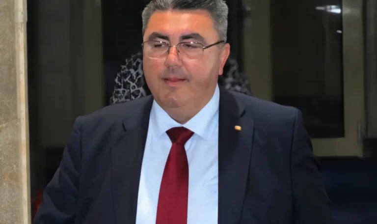 Peevski ‘twisting Borisov’s hands,’ warns Ali about government changes