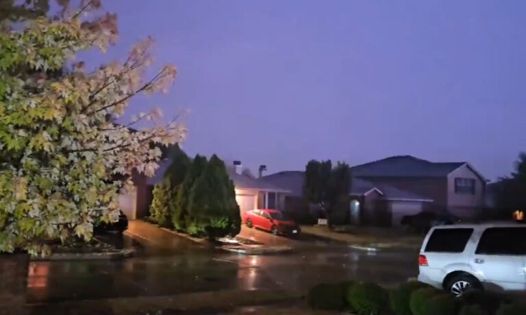 Possible tornado hits Fort Worth, Texas, amid storms