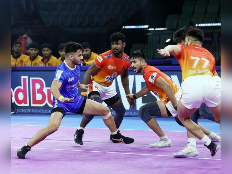 Puneri Paltan reach PKL top eight with 36 23 win over Tamil Thalaivas