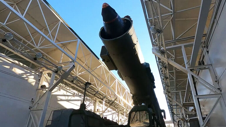 Putin tests new nuclear missile amid tensions