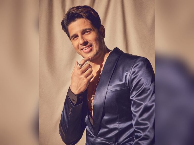 Sidharth Malhotra recalls timeless love