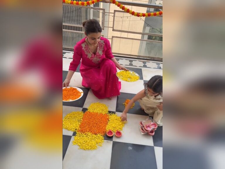 Soha Ali Khan celebrates Diwali with family