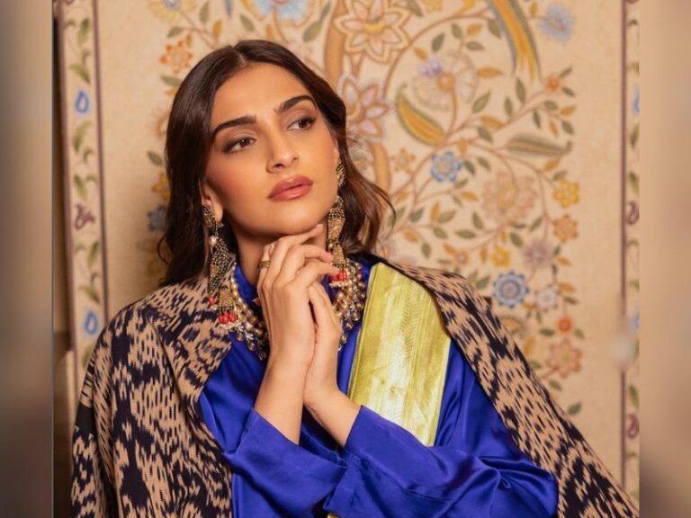 Sonam Kapoor wishes Sanjay Kapoor a happy 60th birthday
