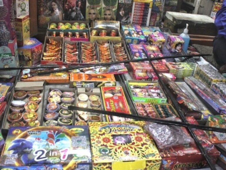 Supreme Court lifts Diwali firecracker ban in Delhi