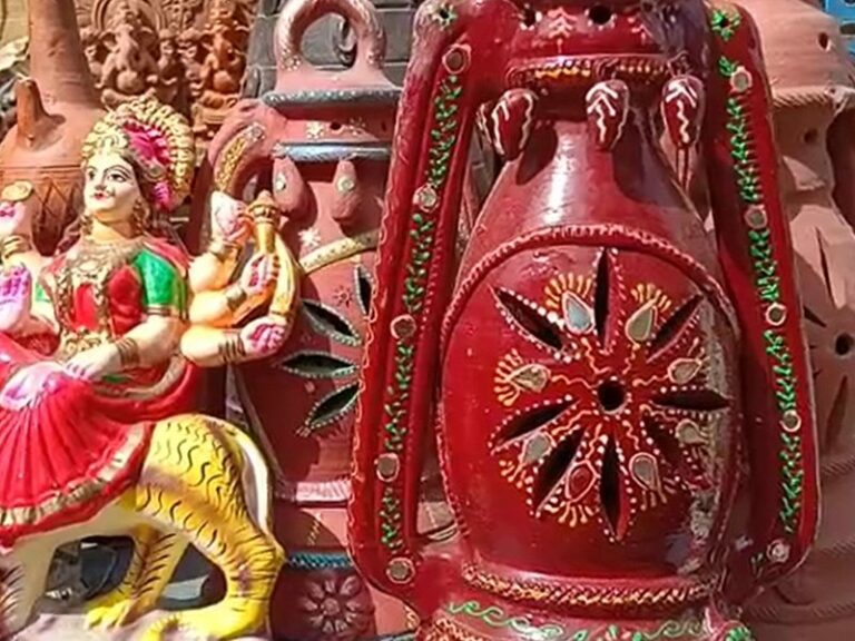 Swadeshi Diwali lights up Vadodara locals reject Chinese goods