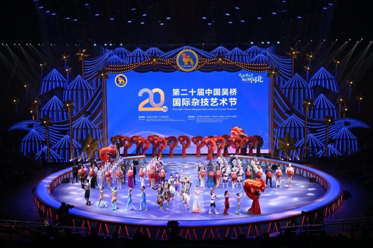 Tanzanian acrobats dazzle at China circus festival