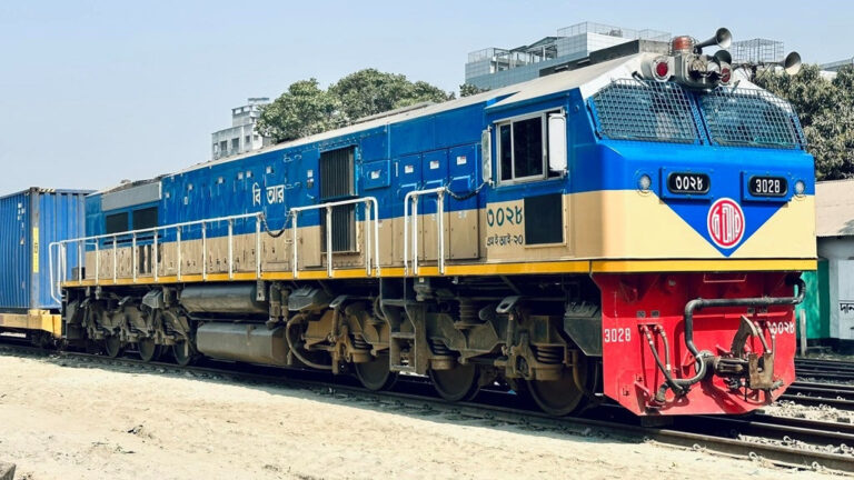 Train disrupted on Dhaka-Mymensingh route after coach detaches