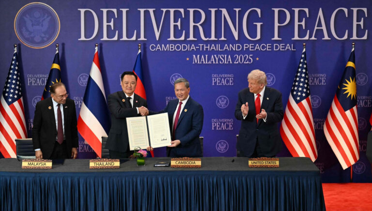 Trump brokers ceasefire deal between Thailand and Cambodia