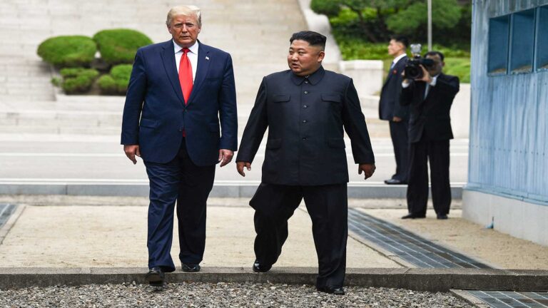 Trump misses chance for Kim reunion