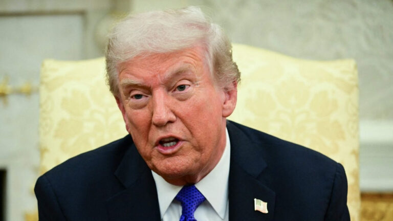 Trump warns Israel on West Bank move