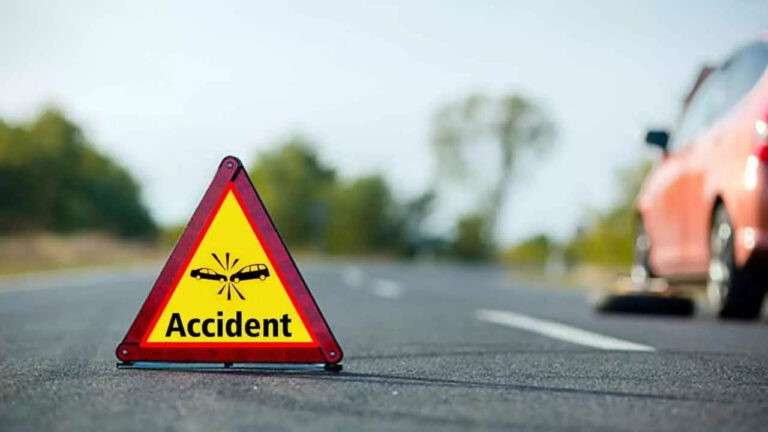 Two dead in Faridpur highway crash