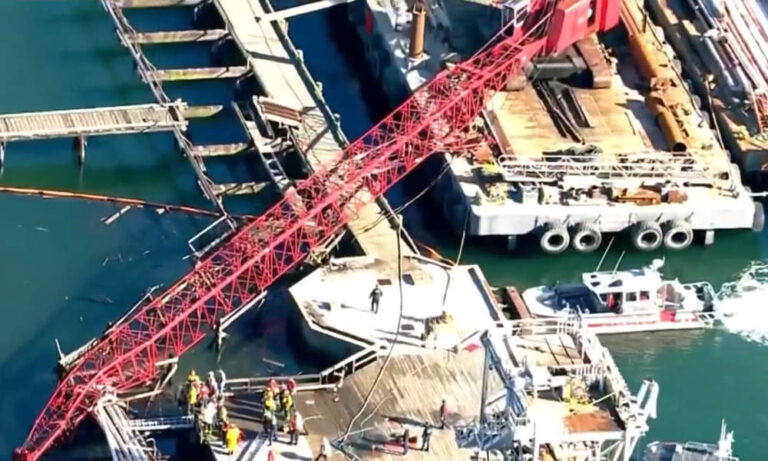 Two killed as crane collapses onto barge in Everett
