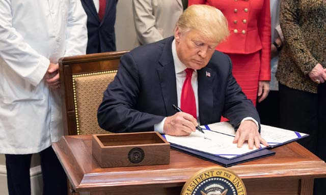 U.S. federal worker layoffs lower than expected amid government shutdown