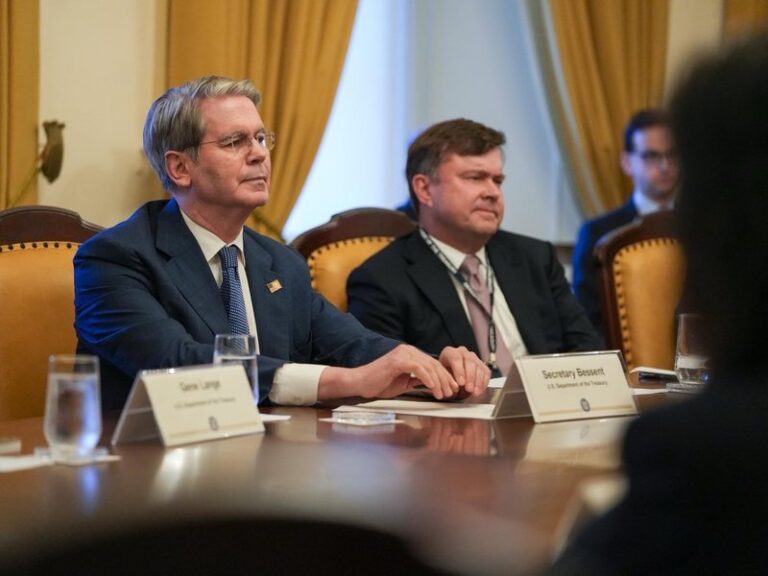 US vows collective response to Chinas rare earth export controls