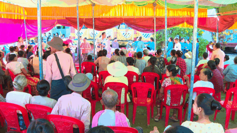 Union minister inspects Tatkon village projects