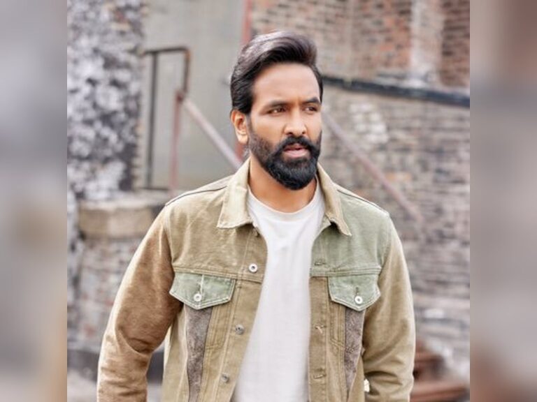 Vishnu Manchu mourns Hyderabad bus fire