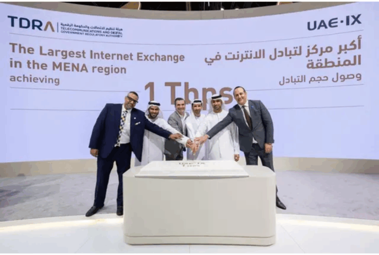 du’s UAE-IX hits 1Tbps milestone with DE-CIX collaboration